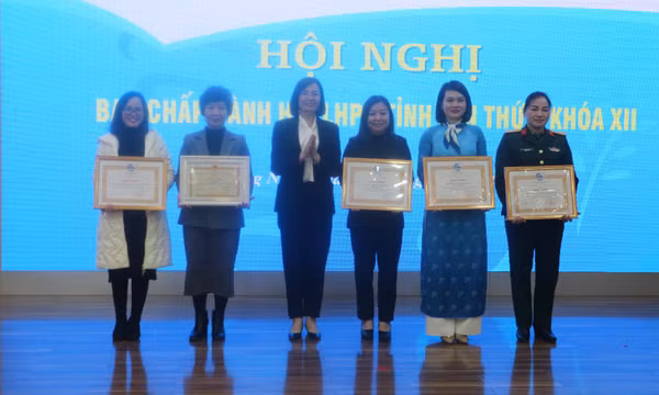 Hội LHPN tỉnh tổng kết công tác Hội và phong trào phụ nữ năm 2022