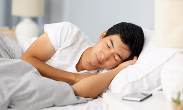Tư thế ngủ giúp tránh trào ngược dạ dày