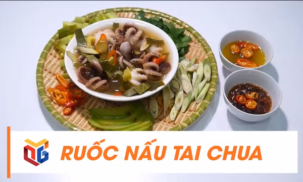 Ruốc nấu tai chua