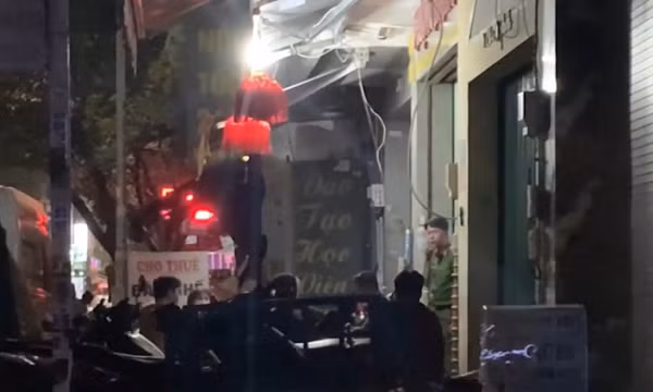Người đàn ông tử vong cạnh khẩu súng bắn đạn cao su và lá thư tuyệt mệnh
