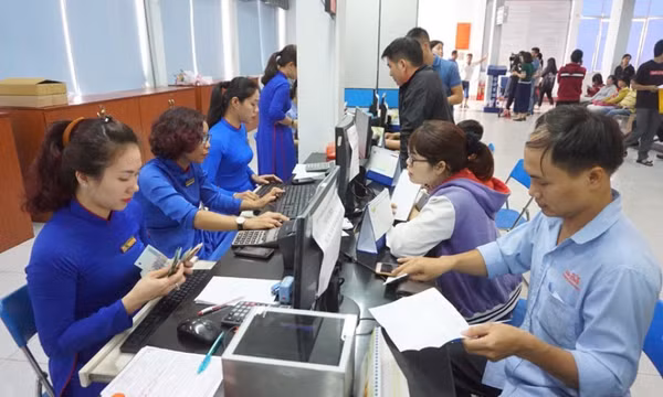 Tết Nguyên đán 2023: Những đối tượng nào được giảm giá vé tàu hoả?