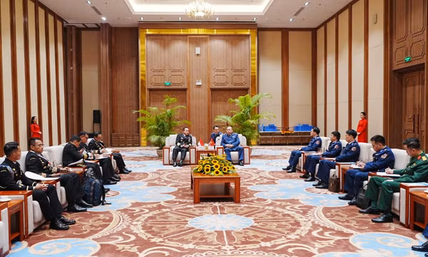 Bộ tư lệnh Cảnh sát biển Việt Nam gặp gỡ, trao đổi song phương với Cảnh sát biển Indonesia và Ủy ban Quốc gia An ninh Hàng hải Campuchia