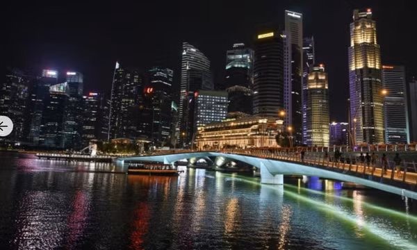 New York, Singapore đứng đầu các thành phố đắt đỏ nhất thế giới