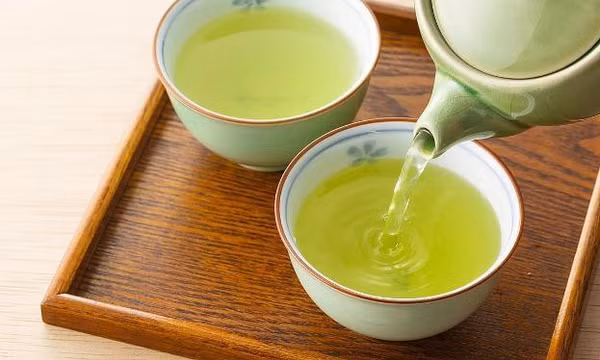 Tăng axit uric trong mùa đông, cách nào giúp giảm đau khớp?