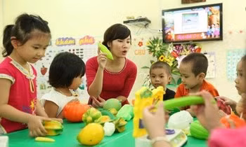 Phụ cấp giáo viên có thể tăng 100%, nhà giáo bậc nào sẽ phưởng phụ cấp nhiều nhất?