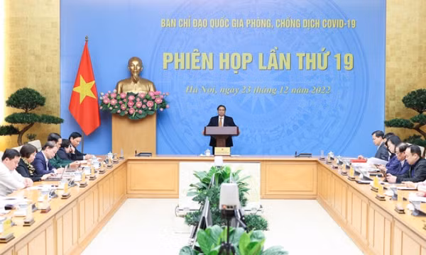 Thủ tướng: Dứt khoát không để dịch chồng dịch, chuẩn bị cho nhân dân đón Tết an lành, mạnh khỏe