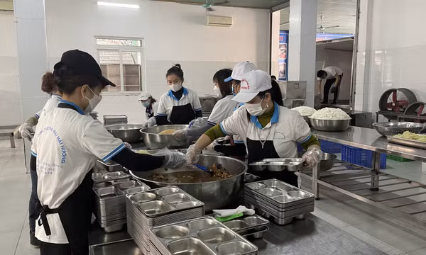 An toàn những bữa ăn bán trú