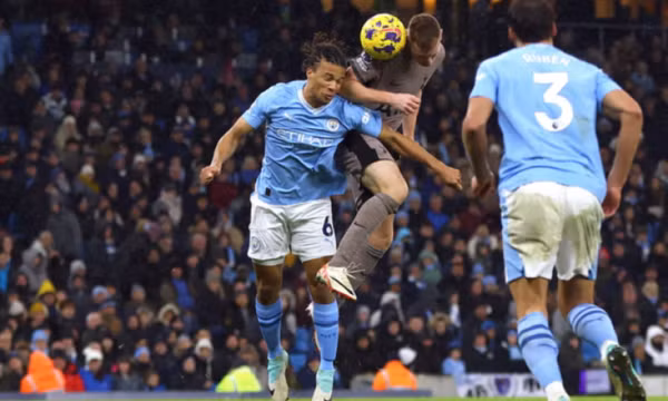 Man City rơi chiến thắng phút 90 trước Tottenham