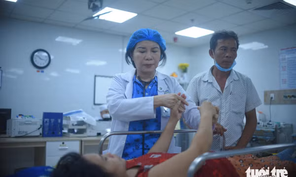 Vụ bé gái hiếu thảo ở Bình Định: Sức khỏe người mẹ đã hồi phục, chuẩn bị xuất viện