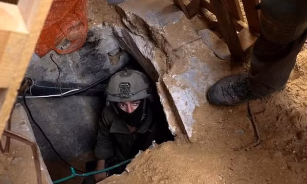 Israel tìm thấy 5 thi thể con tin trong đường hầm ở Gaza
