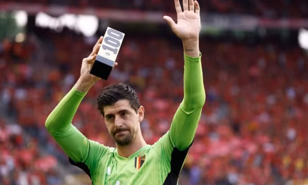 Real Madrid chọn xong thủ môn thay thế Courtois