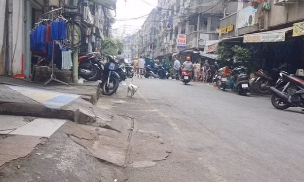 Người đàn ông nghi ngáo đá, phóng hỏa đốt nhà ở TP.HCM