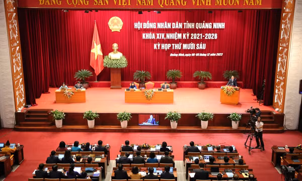 Kỳ họp thứ 16: HĐND tỉnh nghe báo cáo, tờ trình