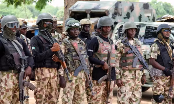 Quân đội Nigeria ném bom nhầm "địa chỉ," ít nhất 30 dân thường thiệt mạng