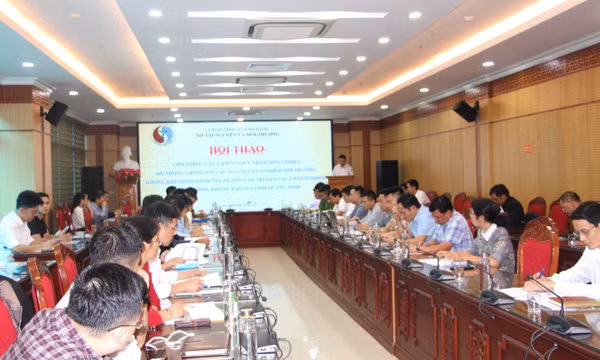 Góp ý hoàn thiện Dự án điều tra, xây dựng hệ thống thông tin các nguồn gây ô nhiễm môi trường không khí