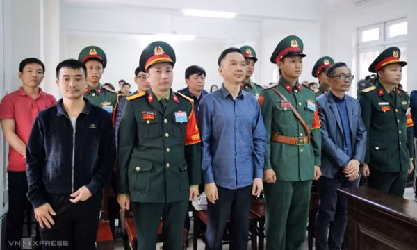 Phan Quốc Việt bị phạt 25 năm tù