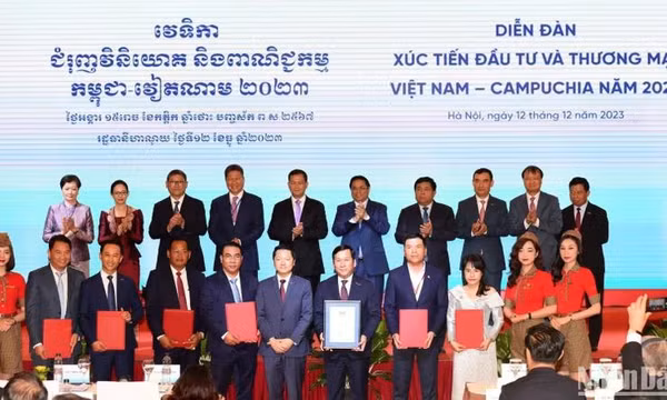 Thúc đẩy mạnh mẽ quan hệ kinh tế, thương mại Việt Nam và Campuchia lên một tầm cao mới