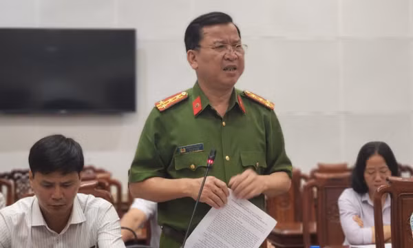 Vụ sử dụng giấy tờ giả để đăng ký xe máy: Khởi tố 23 bị can
