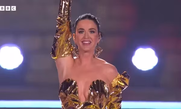 Katy Perry đến Việt Nam biểu diễn