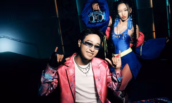 Quán quân Vietnam Idol Hà An Huy kết hợp cùng Giana trong Yêu đậm âm điệu