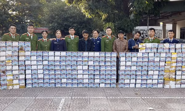 Triệt xóa 2 đường dây mua bán, tàng trữ hơn 1,9 tấn pháo