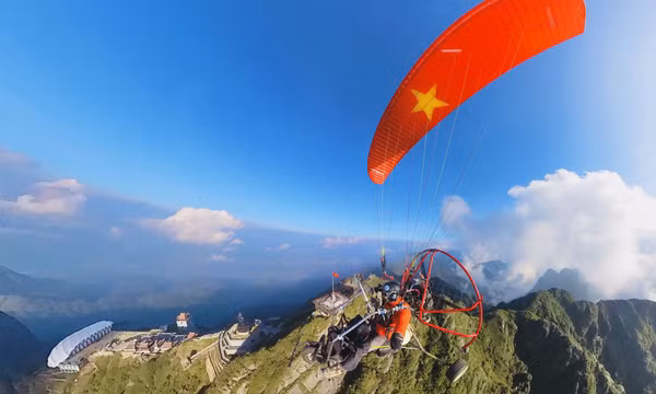“Những đứa con của bầu trời”