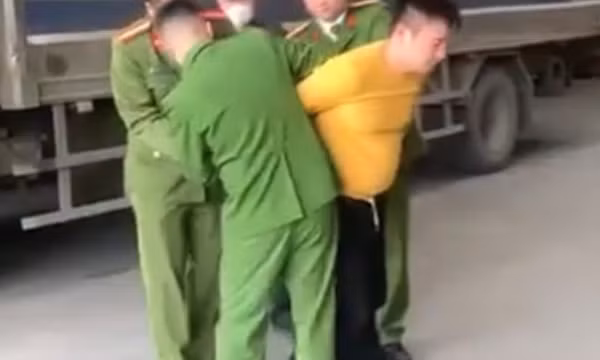 Thủ kho ở Sơn La bị chém chết nghi do mâu thuẫn với người giao hàng