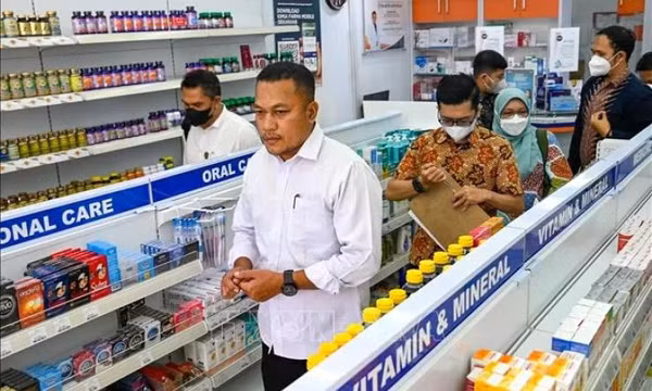 WHO cảnh báo phát hiện thêm siro ho nhiễm độc tại các khu vực mới