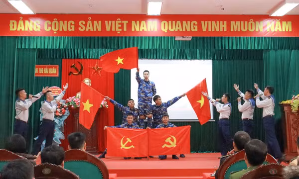 Lữ đoàn 169 Vùng 1 Hải quân tổ chức hội nghị gặp mặt đoàn kết quân dân