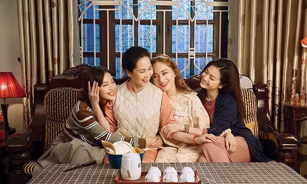 Phim Việt giờ vàng ảm đạm