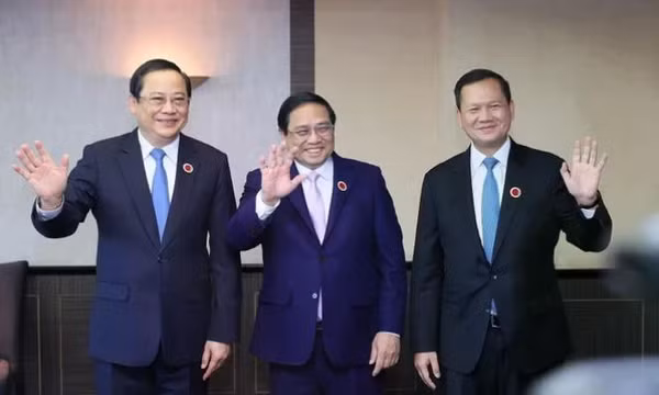 Không ngừng thúc đẩy quan hệ gắn bó giữa 3 nước Việt Nam-Lào-Campuchia