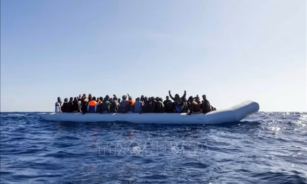 Ít nhất 61 người di cư mất tích ngoài khơi Libya