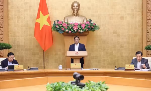 Thủ tướng Phạm Minh Chính: Tập trung ưu tiên cho thúc đẩy tăng trưởng kinh tế