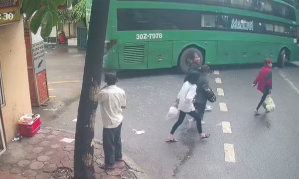 Giải cứu kịp thời 5 thiếu nữ bị lừa bán ra nước ngoài