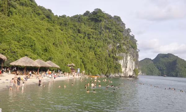 “Không phát triển nóng, làm ảnh hưởng tới môi trường, sức tải và tài nguyên du lịch di sản”