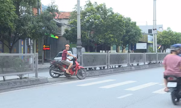 Hạ tầng giao thông QL18 đoạn đi qua TP Cẩm Phả: Cần xử lý dứt điểm những bất cập