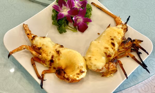 Tôm hùm tre phô mai bỏ lò