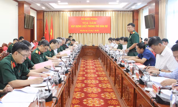 Bộ Quốc phòng: Tọa đàm khảo sát xây dựng Luật Phòng thủ dân sự
