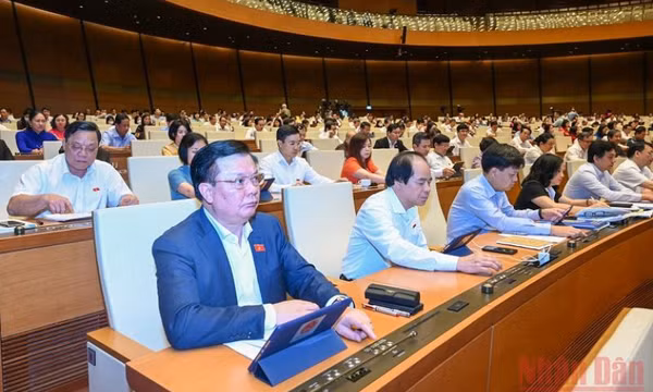 Quốc hội biểu quyết thông qua Luật kinh doanh Bảo hiểm (sửa đổi)