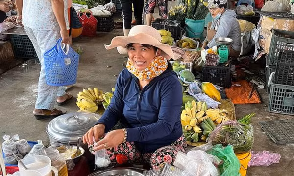 Khách Tây bất ngờ khi Việt Nam 'như chưa hề có dịch'