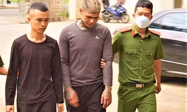 Ra tay ‘cứu’ mỹ nhân, hai thanh niên vướng vòng lao lý