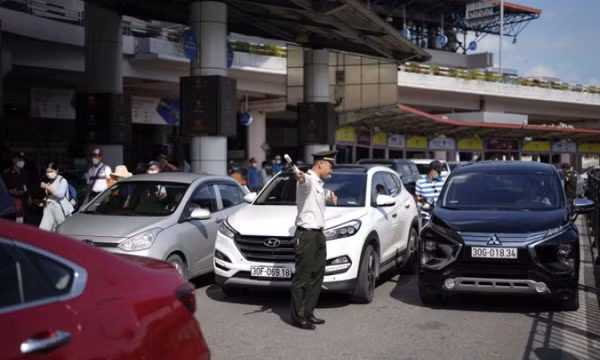 Sân bay Nội Bài quá tải