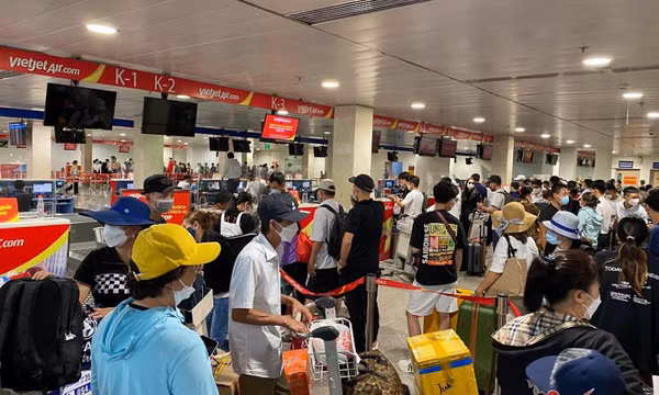 Khắc phục lỗi hệ thống check-in của Vietjet tại sân bay Tân Sơn Nhất