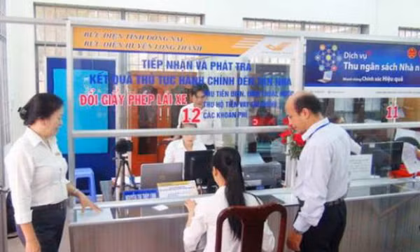 Làm thủ tục đổi bằng lái xe, có phải nộp ngay lại bằng cũ?