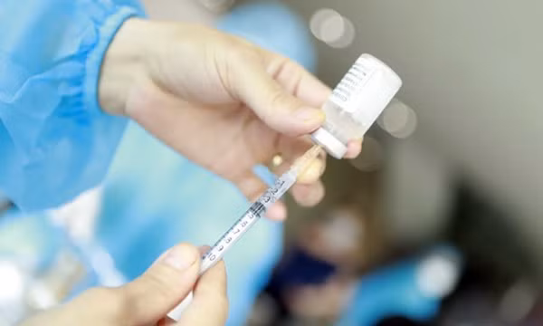 Tiêm mũi 3 vaccine ngừa COVID-19 cho trẻ từ 12 đến dưới 18 tuổi