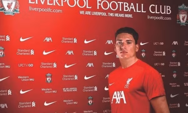 Đối tác thông báo bán đứt Nunez cho Liverpool