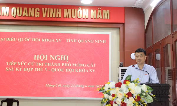  Đại biểu Quốc hội Vũ Hồng Thanh tiếp xúc cử tri Móng Cái, Hải Hà