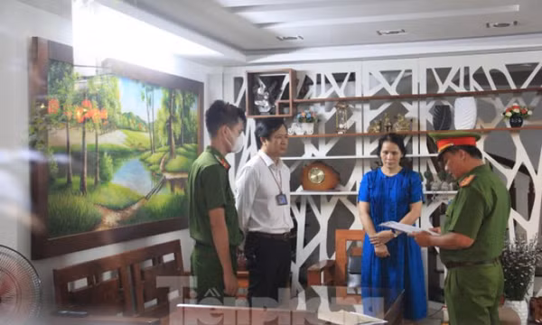 Vụ Công ty Việt Á: Giám đốc CDC Đà Nẵng bị bắt về tội tham ô tài sản