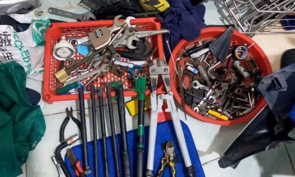 Băng trộm chuyên đột nhập các khu nhà trọ sa lưới