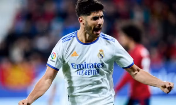 Real có quyết định với Asensio, châu Âu sục sôi